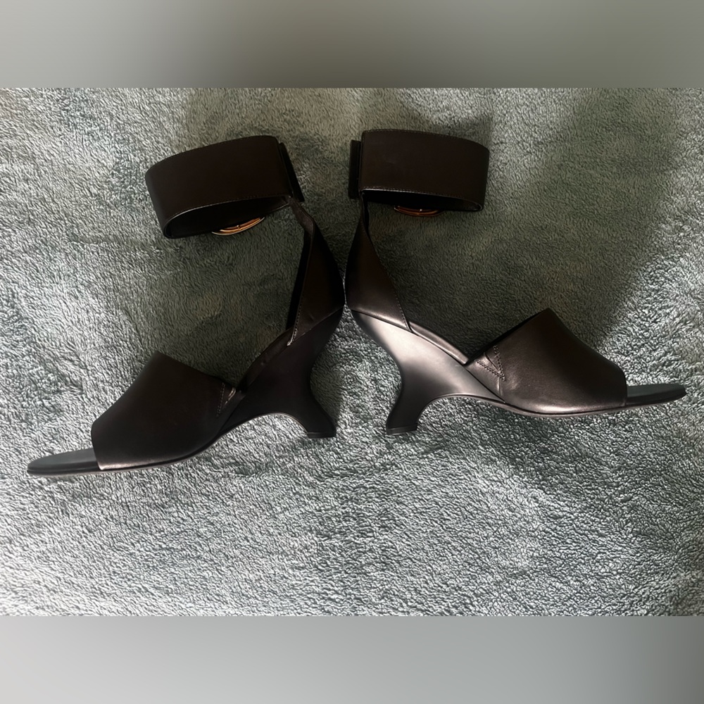 Jeffrey Campbell Black Heels with Gold Buckle - Picture 2 of 6